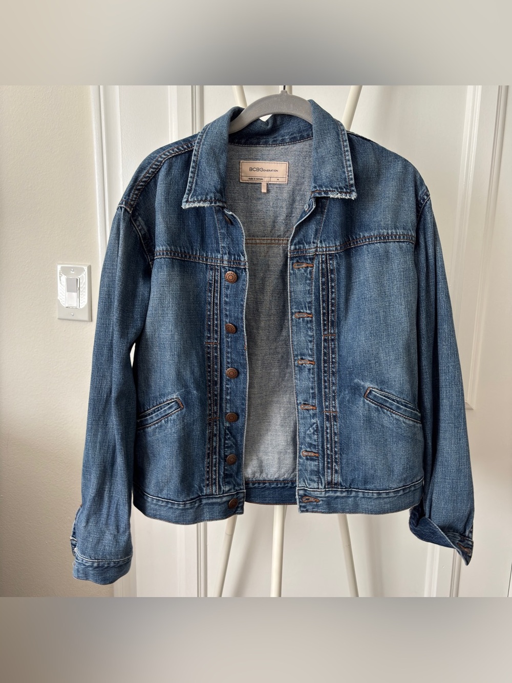 BCBG women’s denim jacket XS
